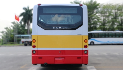 Mắt sau xe